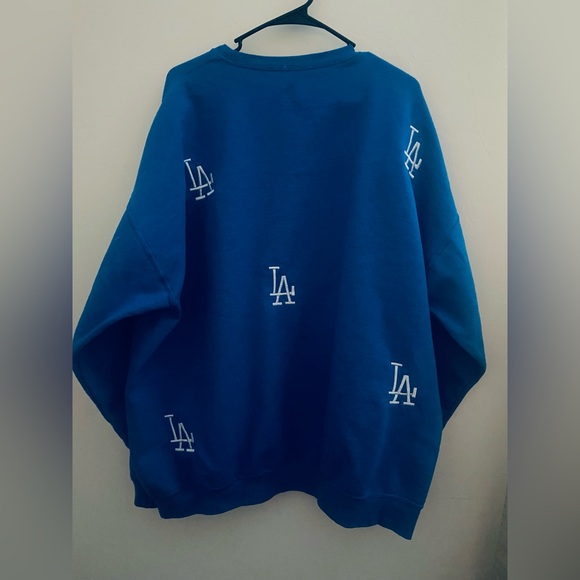 Los Angeles Dodgers sweatshirt - Picture 3 of 4